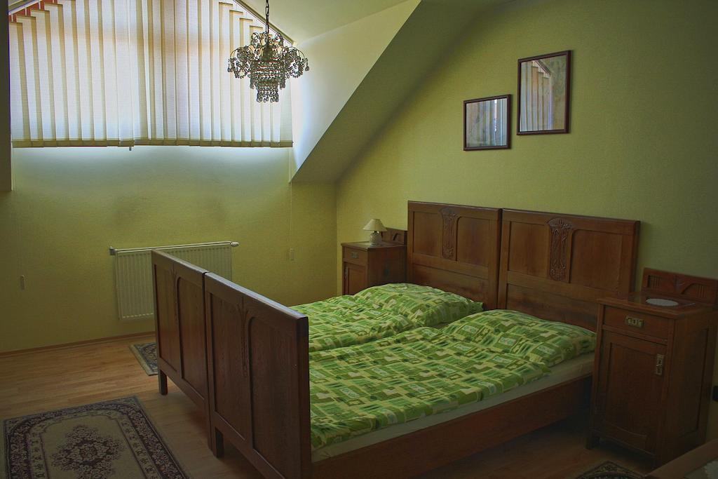 Hotel Boutique Penzion Slovenska - Penzion Bella Sicilia à Prešov Chambre photo